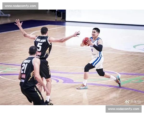 贺丹盛赞陈盈骏:CBA 赛场的利拉德与库里合体 贺丹盛赞陈盈骏:CBA 赛场的利拉德与库里合体