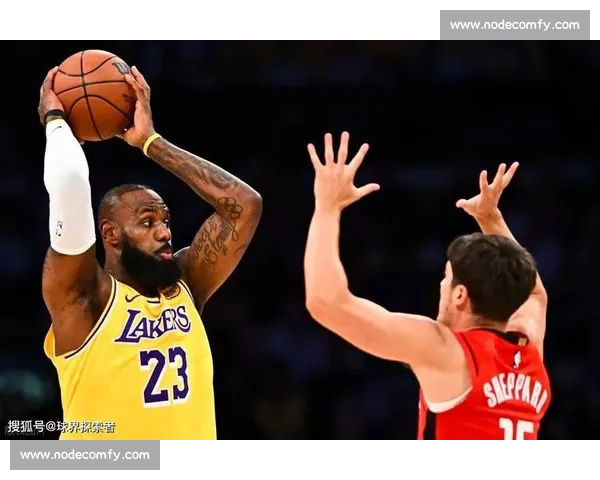 湖人vs热火几比几引爆焦点对决全场攻防博弈回顾季后赛走向悬念升级